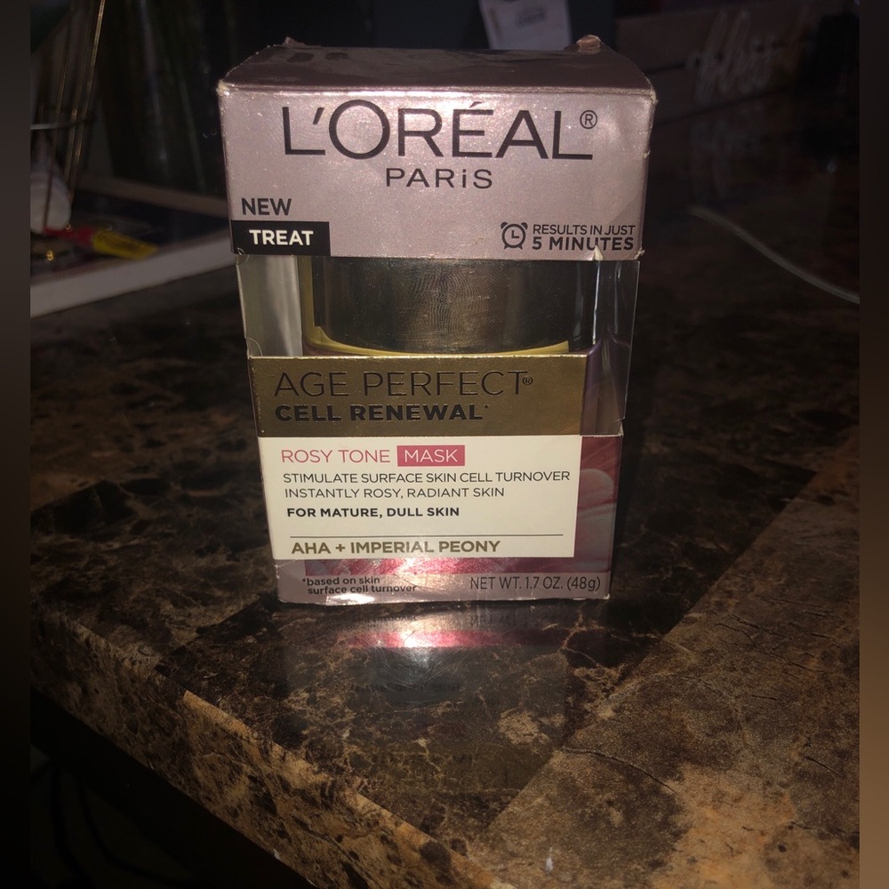 L’Oréal Paris age perfect cell renewal cream 1.7 ounce